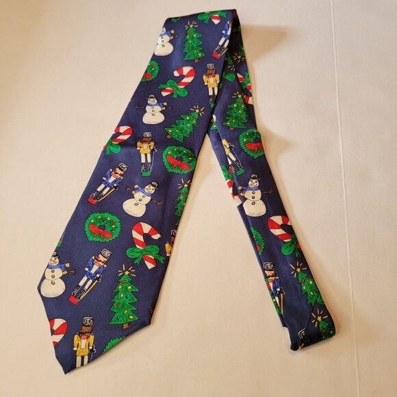 Save The Children Collection Christmas Tie "Nutty" & "Christmas Cheer" 100% Silk - Picture 3 of 4